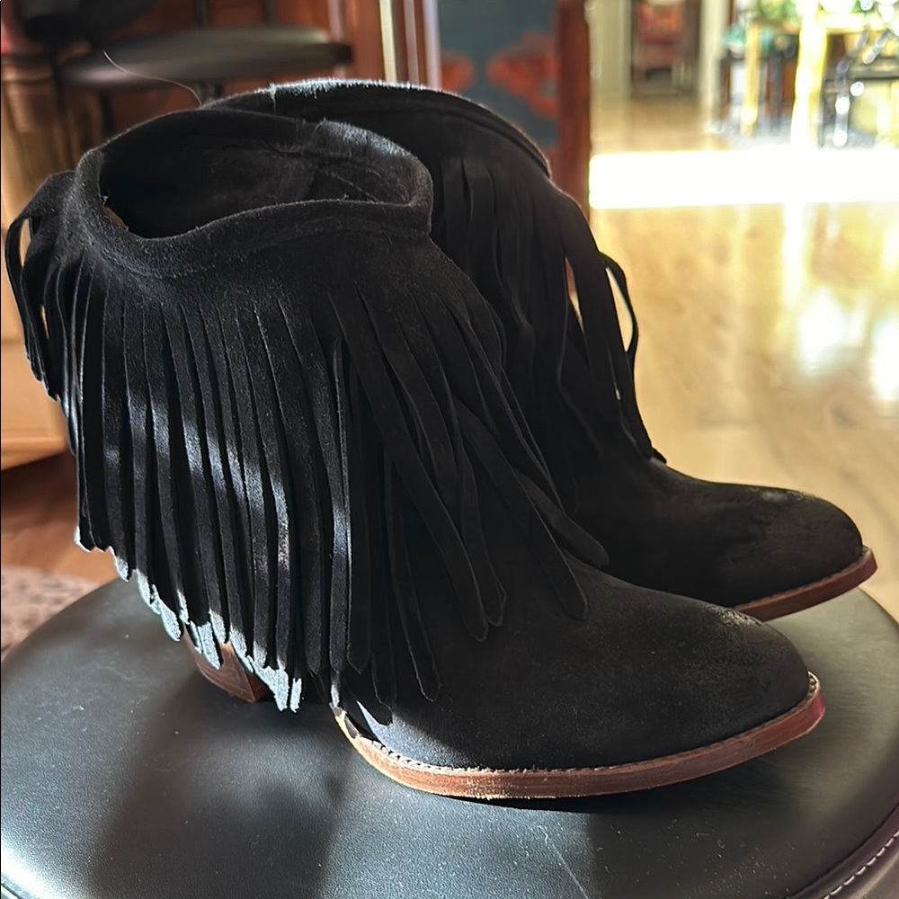 FRYE suede fringe bootie size 8